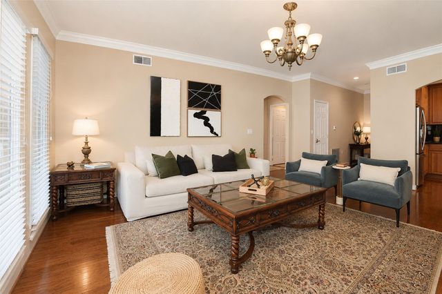 2400 Mccue Road 401, Houston, TX 77056