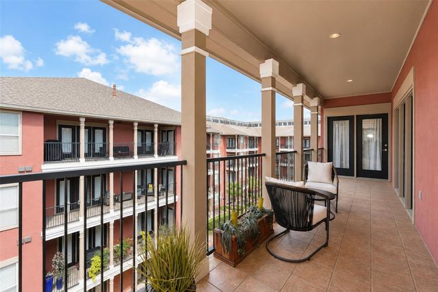 2400 Mccue Road 401, Houston, TX 77056