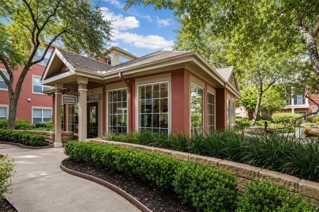 2400 Mccue Road 401, Houston, TX 77056