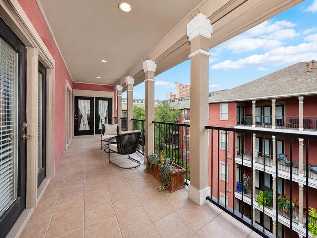 2400 Mccue Road 401, Houston, TX 77056