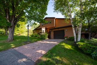 3755 Quechee Main Street # 1B, Hartford, VT 05059