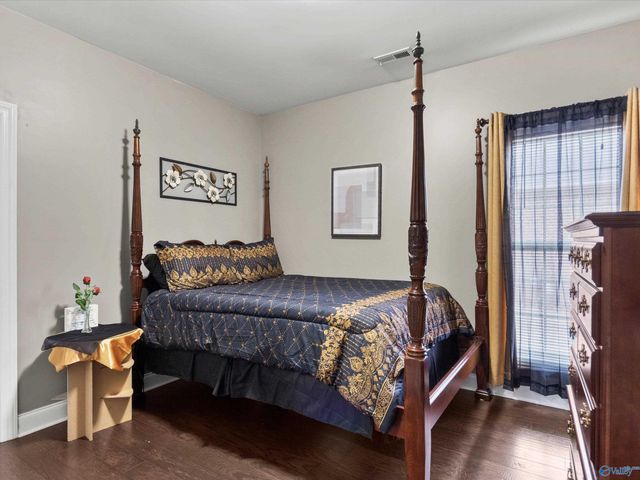 222 Legendwood Drive, Madison, AL 35757