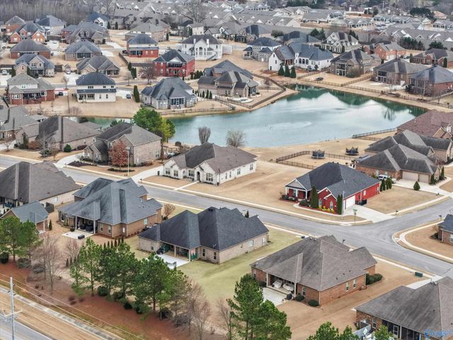 222 Legendwood Drive, Madison, AL 35757