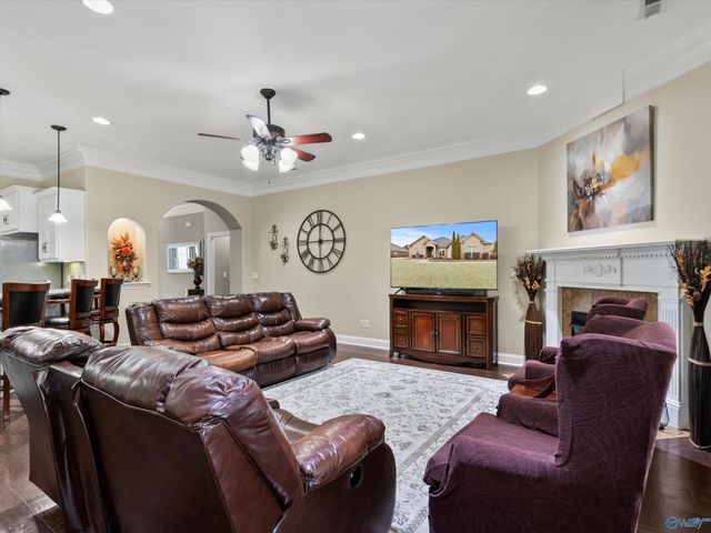 222 Legendwood Drive, Madison, AL 35757