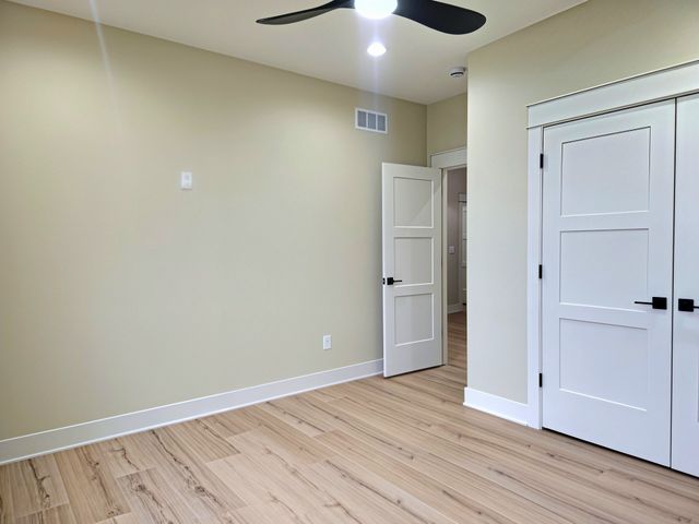 17316 Northview Drive, Urbandale, IA 50263
