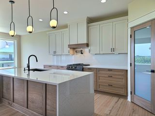 17316 Northview Drive, Urbandale, IA 50263