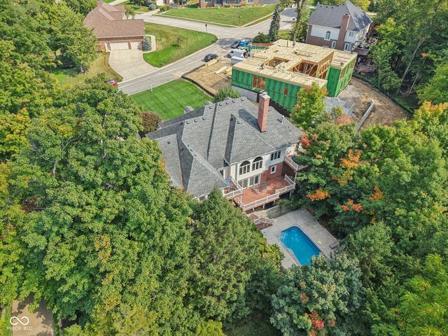 9224 Bluestone Circle, Indianapolis, IN 46236