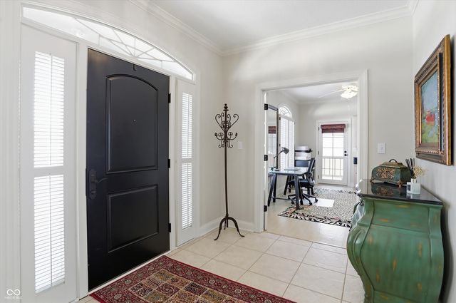 9224 Bluestone Circle, Indianapolis, IN 46236