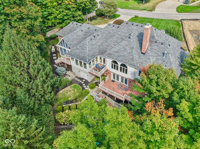 9224 Bluestone Circle, Indianapolis, IN 46236