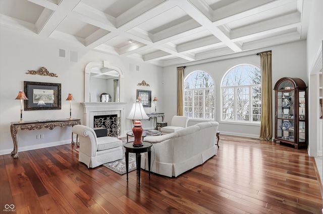 9224 Bluestone Circle, Indianapolis, IN 46236