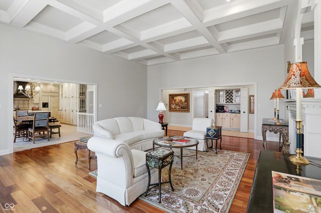 9224 Bluestone Circle, Indianapolis, IN 46236