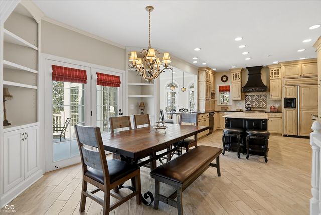 9224 Bluestone Circle, Indianapolis, IN 46236