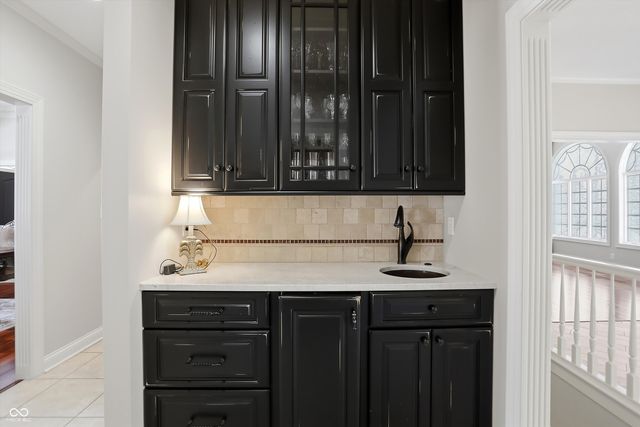 9224 Bluestone Circle, Indianapolis, IN 46236