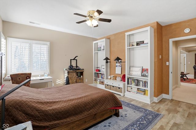 9224 Bluestone Circle, Indianapolis, IN 46236