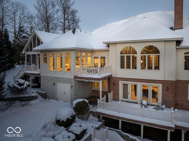 9224 Bluestone Circle, Indianapolis, IN 46236