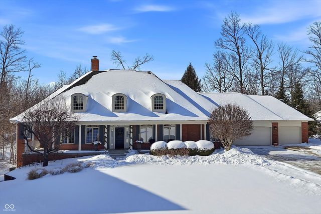 9224 Bluestone Circle, Indianapolis, IN 46236