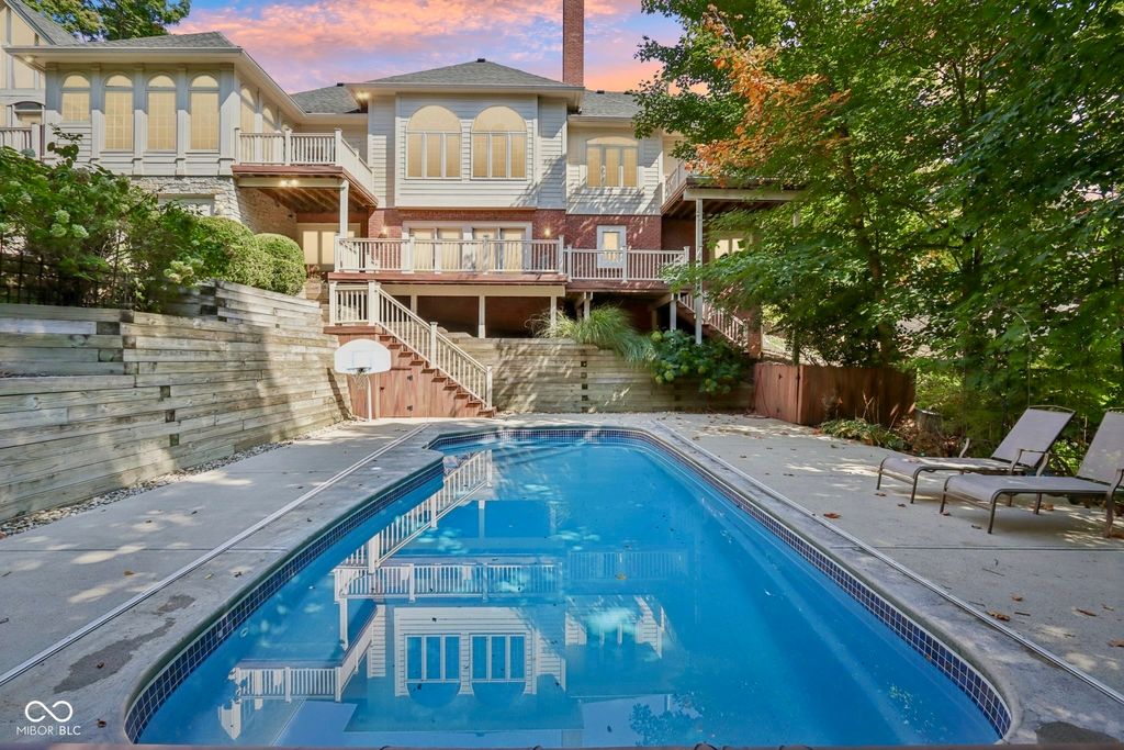 9224 Bluestone Circle, Indianapolis, IN 46236