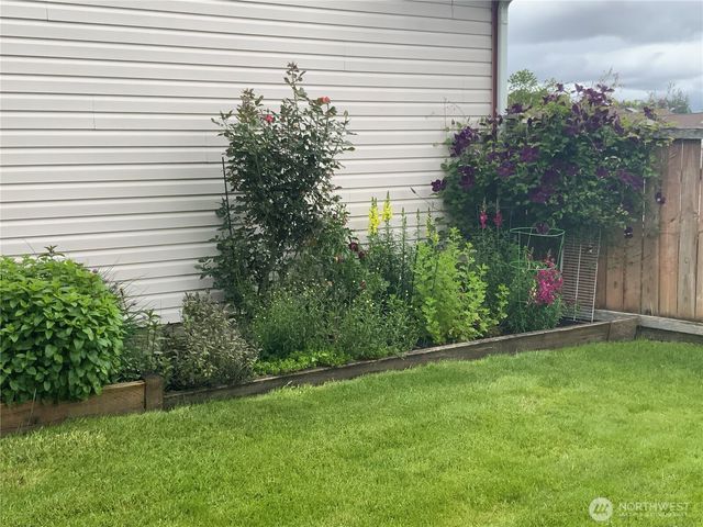 1204 199th Street E, Spanaway, WA 98387
