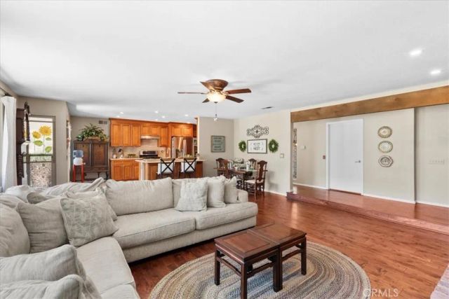 1090 Rivera, Wrightwood, CA 92397