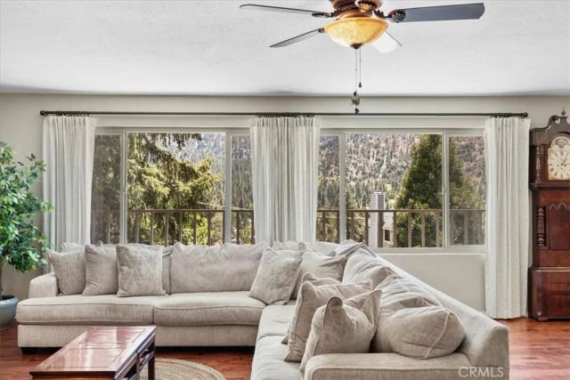 1090 Rivera, Wrightwood, CA 92397