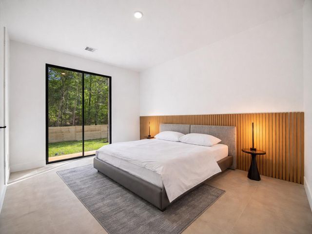 10943 Mockingbird Place, Conroe, TX 77385