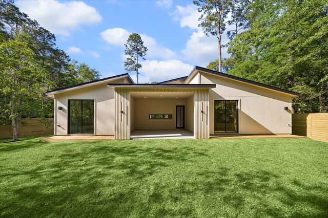 10943 Mockingbird Place, Conroe, TX 77385