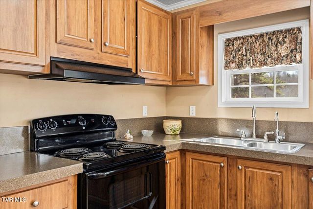 261 Long Hollow Road, Rogersville, TN 37857