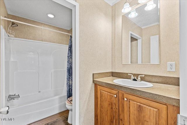 261 Long Hollow Road, Rogersville, TN 37857