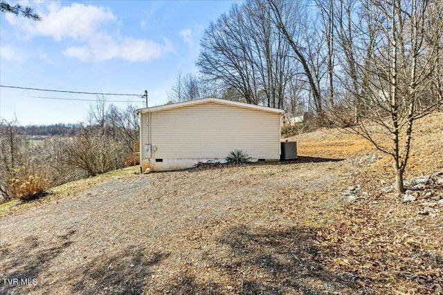 261 Long Hollow Road, Rogersville, TN 37857