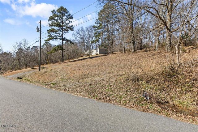 261 Long Hollow Road, Rogersville, TN 37857