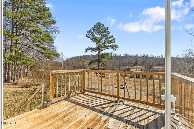 261 Long Hollow Road, Rogersville, TN 37857