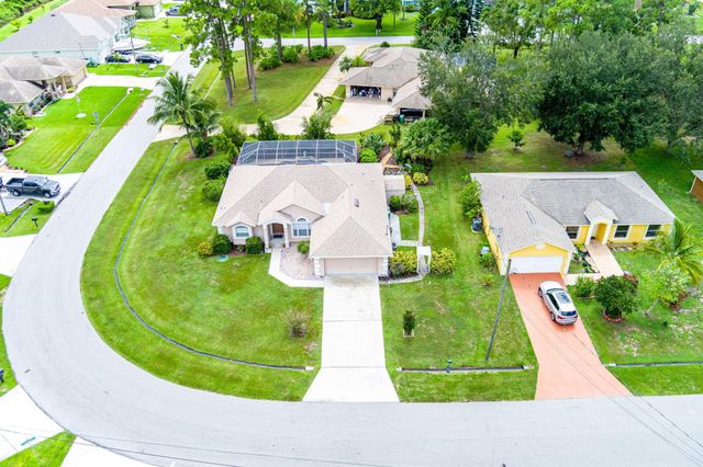 1612 SW Penrose Avenue, Port St Lucie, FL 34953