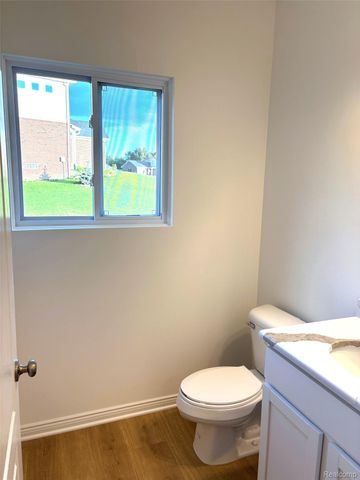 424 Hogarth, Waterford Charter Township, MI 48328