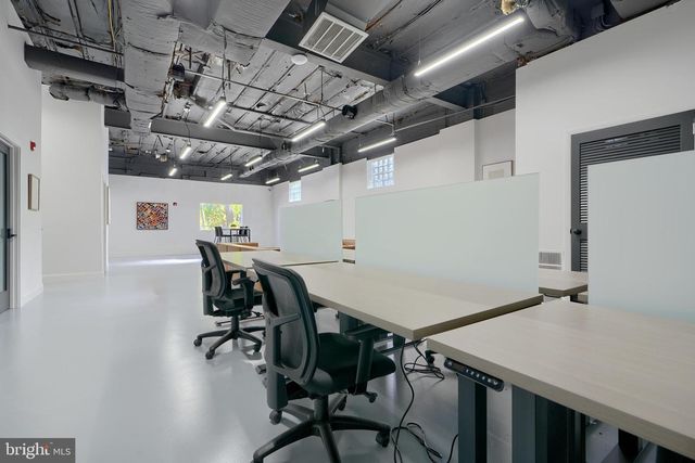 5700 SMITH AVE, Baltimore, MD 21209