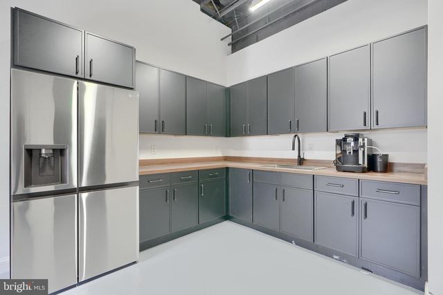 5700 SMITH AVE, Baltimore, MD 21209