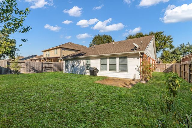 3326 Pebble Beach Lane, Pearland, TX 77584