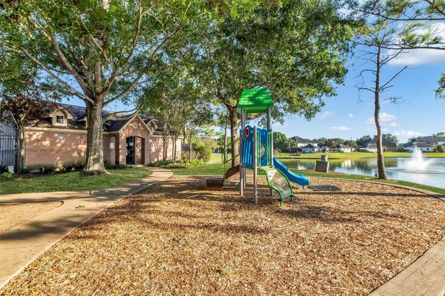 3326 Pebble Beach Lane, Pearland, TX 77584