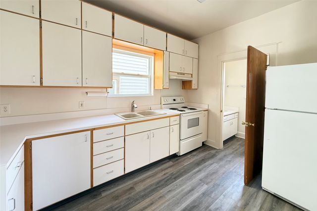 1435 4th Street, Des Moines, IA 50314