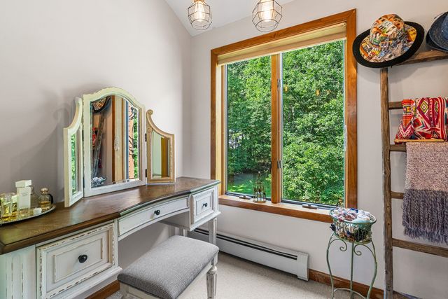 165 East St, Upton, MA 01568