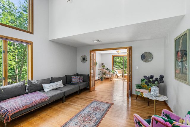 165 East St, Upton, MA 01568