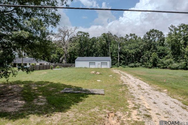 24063 Joe May Rd, Denham Springs, LA 70726