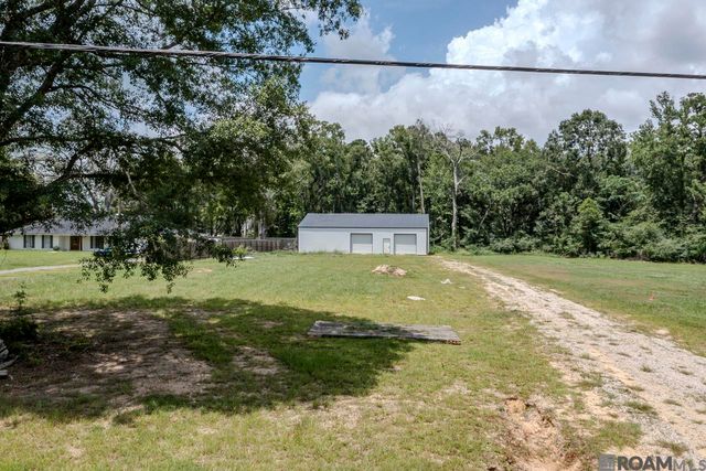 24063 Joe May Rd, Denham Springs, LA 70726