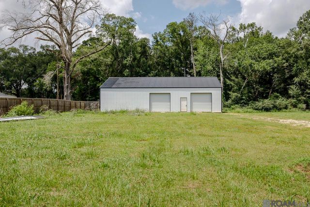 24063 Joe May Rd, Denham Springs, LA 70726