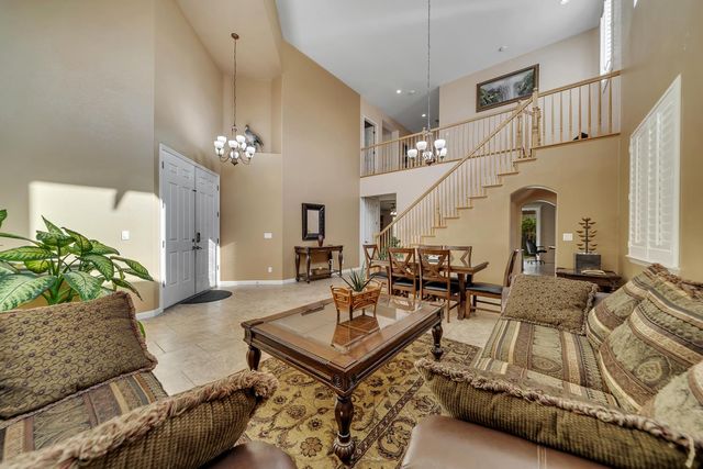 3626 Whispering Oak Dr, Ceres, CA 95307