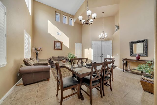 3626 Whispering Oak Dr, Ceres, CA 95307