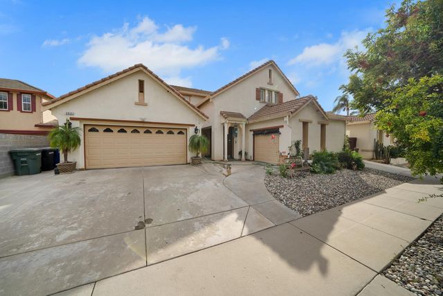 3626 Whispering Oak Dr, Ceres, CA 95307
