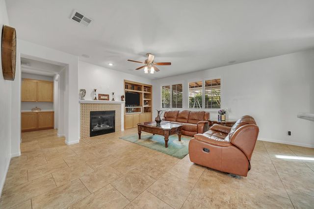 3626 Whispering Oak Dr, Ceres, CA 95307