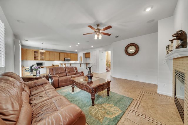 3626 Whispering Oak Dr, Ceres, CA 95307