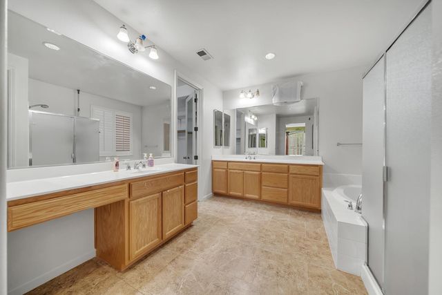 3626 Whispering Oak Dr, Ceres, CA 95307