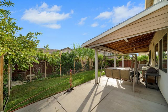 3626 Whispering Oak Dr, Ceres, CA 95307